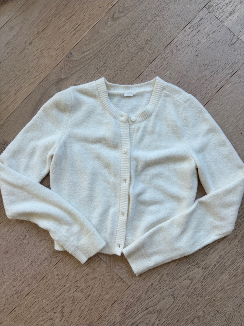 ALO Yoga Ivory Button-Front Crewneck Cardigan